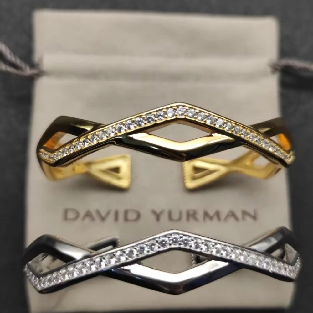 GORGEOUS TWISTED DESIGNER PAVE BRACELET - Platinum Rhodium Setting